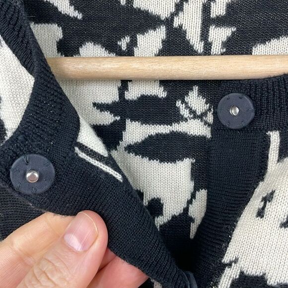 Amber Sun Merino Wool Cardigan Sweater Floral print with embroidery size Large - Picture 4 of 13